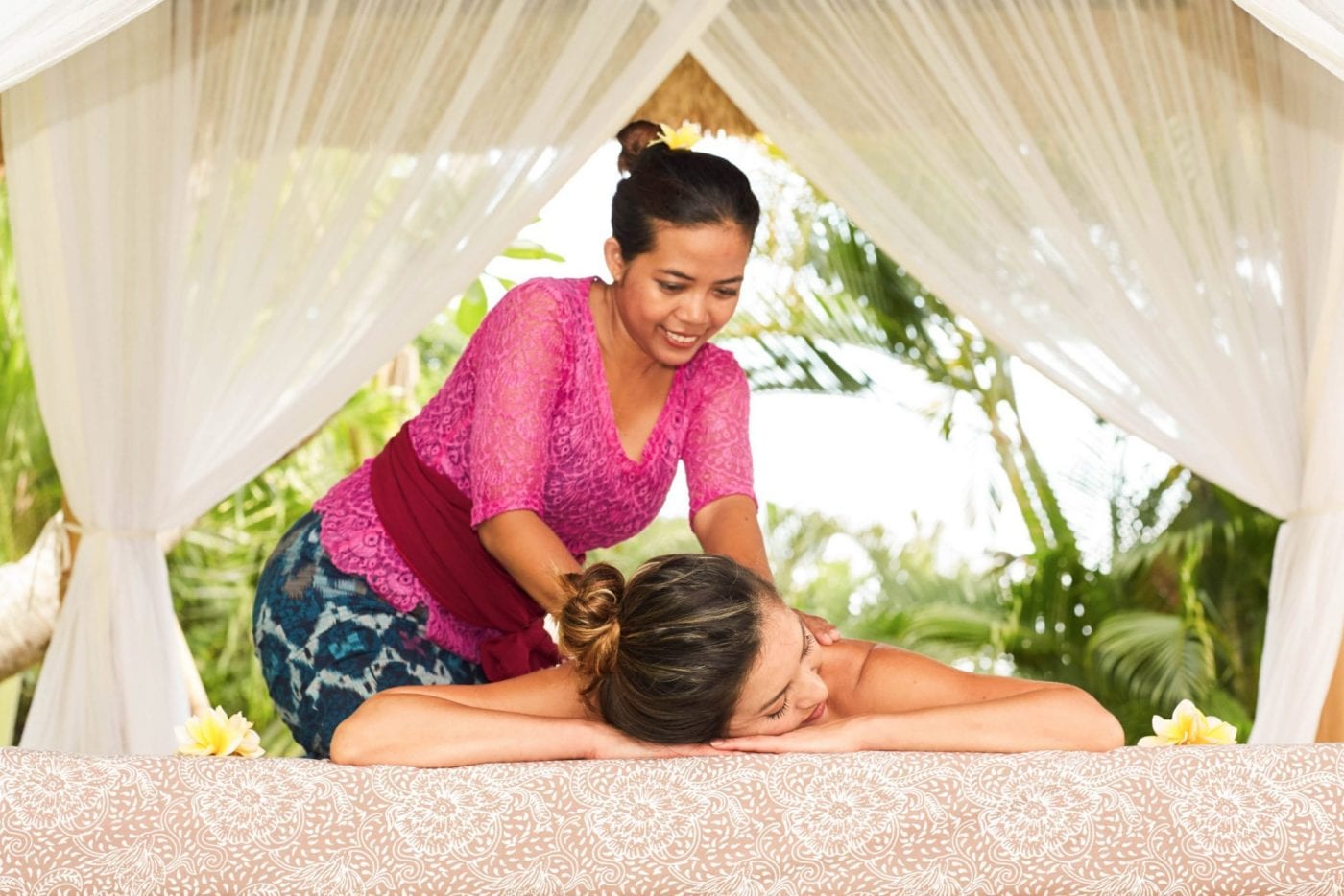 Relaxing massage at Bliss