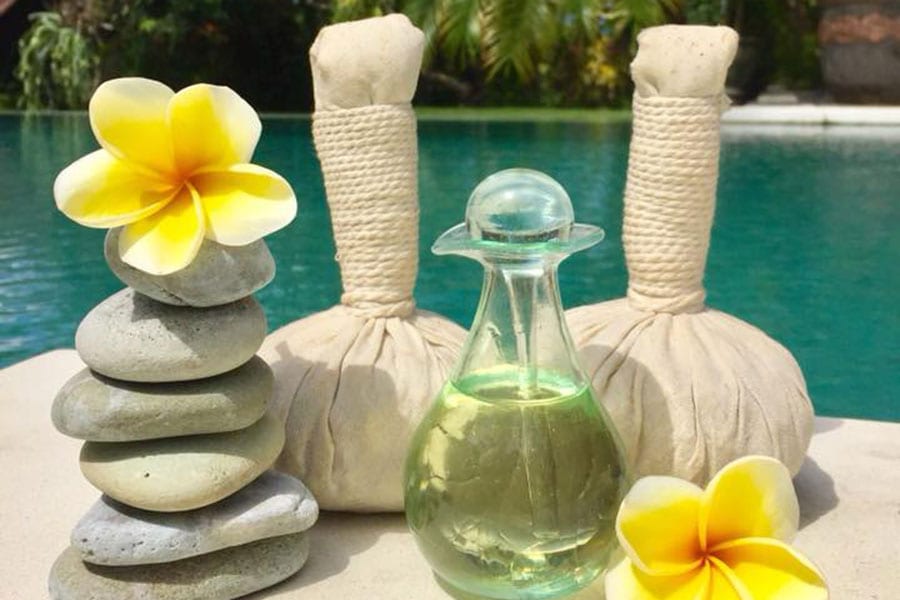 spa experience herbal ball massage Bali retreat women sanctuary