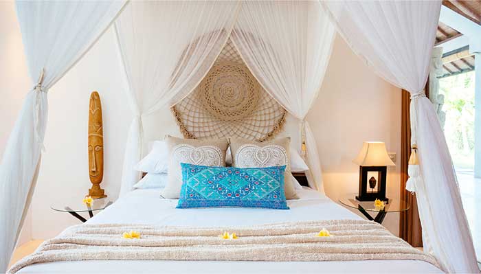 Relaxing beautiful bedroom suite Bliss Bali retreat